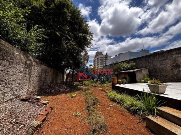 Imagem Casa com 3 dormitórios à venda no Pinheirinho
