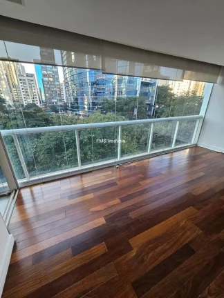 Imagem Apartamento no Itaim Bibi com 2 Quartos sendo 1 Suíte, 3 Banheiros, 2 Vagas.