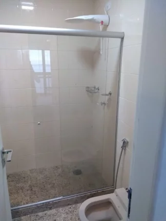 Imagem Apartamento Para Alugar Temporada De Frente Para O Mar Linda Vista da Praia Edifício Omar Prata Avenida Beira Mar Praia do Morro Guarapari Localizado