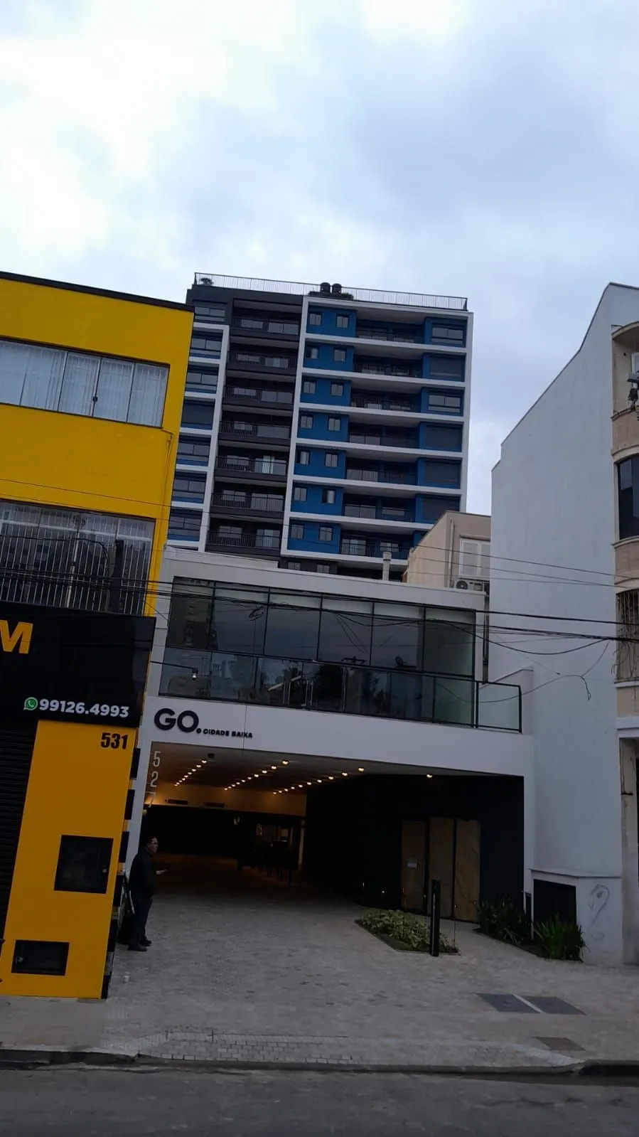 Apartamento novo,2 quartos,andar alto,box,na Cidade baixa e com Infra