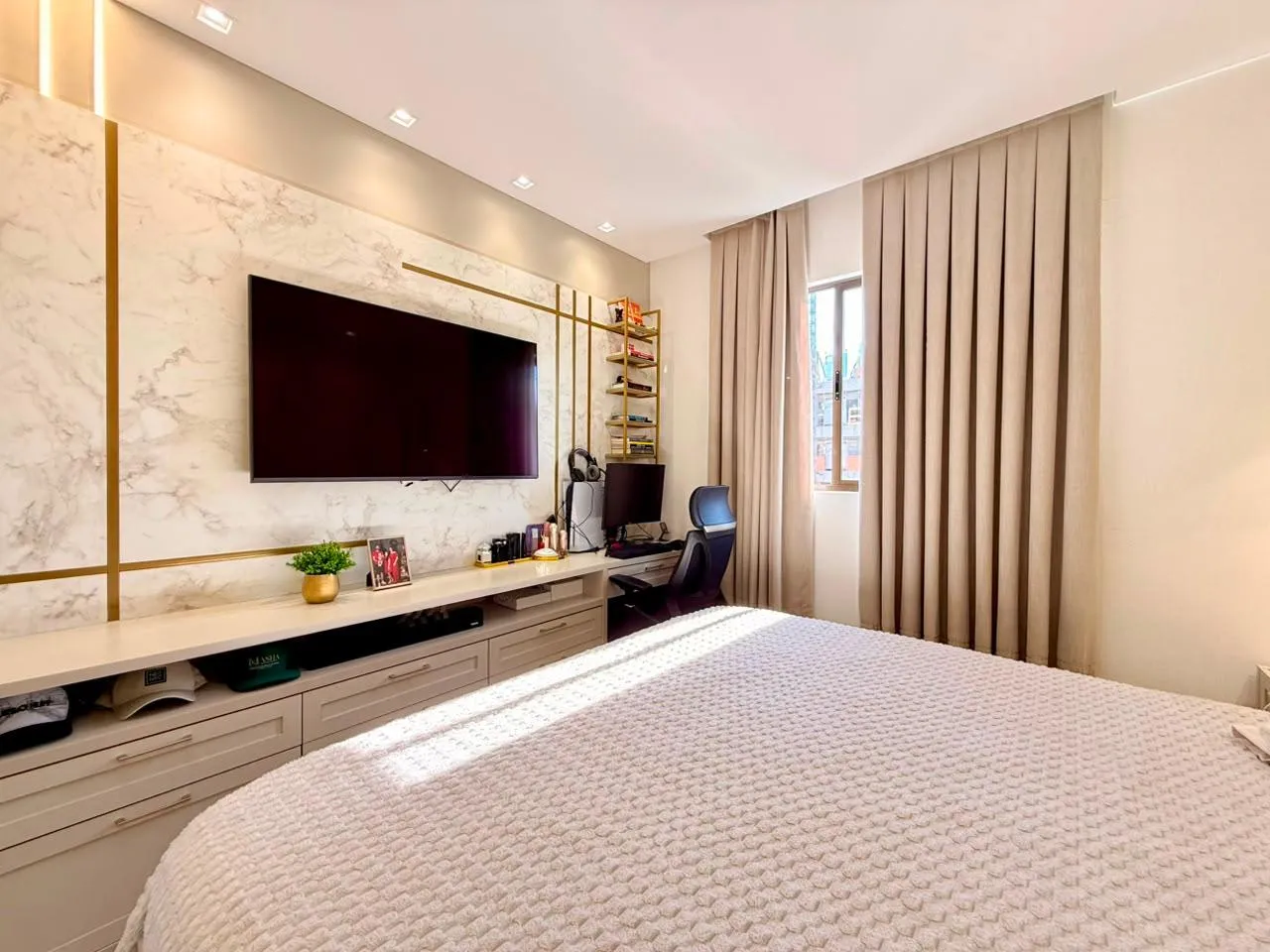 Imagem Apartamento à venda com 106.05m2 por R$ 2.400.000,00
