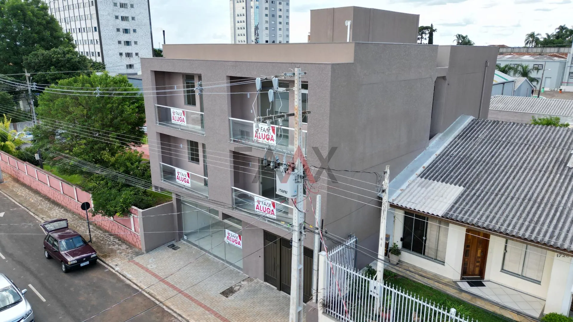 Imagem Sala Comercial para locação no CENTRO próximo da Havan GUARAPUAVA - PR