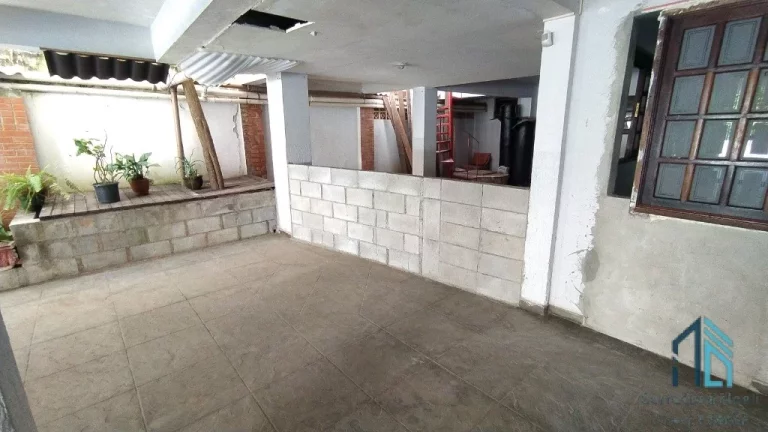 Imagem Casa a venda, 03 quartos c/suíte espaço nos fundos, área de lazer no Barreirinha/Abranches em Curitiba PR