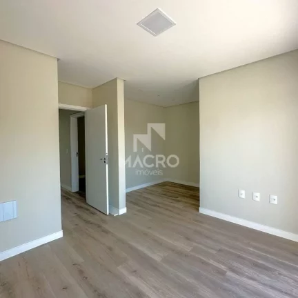 Imagem Geminado Sobrado | Barra do Rio Cerro | 3 quartos (1 suíte com closet) | 135m²