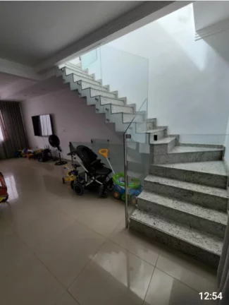 Imagem CASA LINDA DE TRES QUARTOS