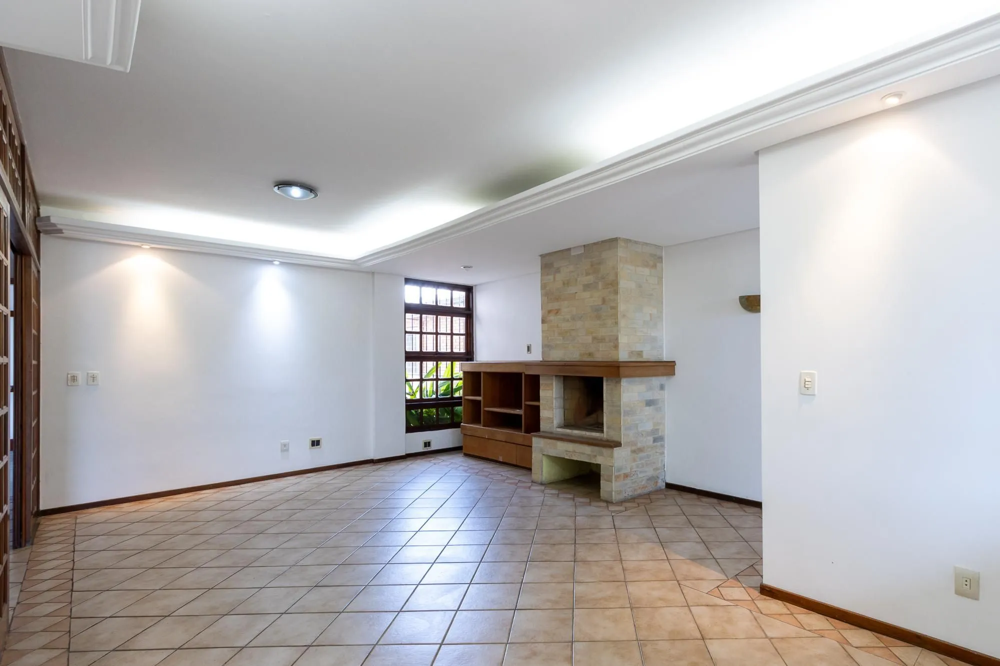 Imagem CASA RESIDENCIAL 04 DORMITÓRIOS | CAVALHADA
