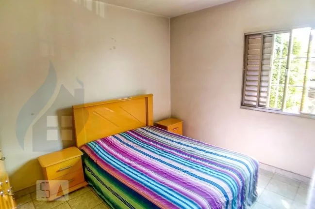 Imagem Casa de 3 dormitórios sendo 1 suíte, 2 banheiros, 2 vagas, com 110m² em Paulicéia, São Bernardo do Campo