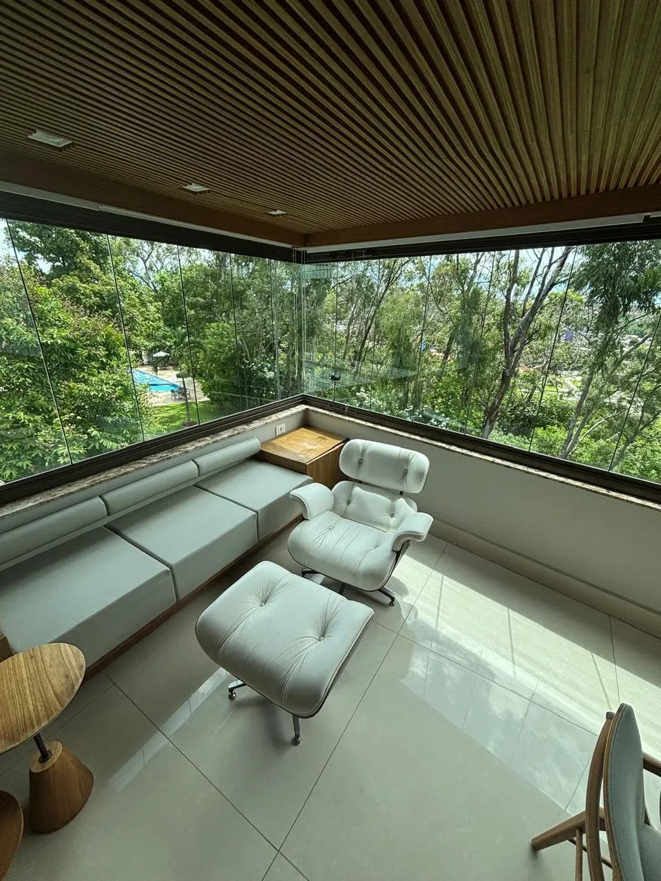 Imagem Apartamento com 4 Quartos à Venda, 200 m² em Macaxeira - Recife