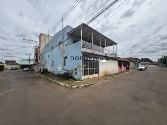 Imagem ABAIXOU O VALOR, OPORTUNIDADE! SOBRADO DE ESQUINA RENDE R$ 7.500,00 MENSAIS, OPORTUNIDADE TAMBÉM PARA INVESTIDORES QSF 15 TAGUATINGA