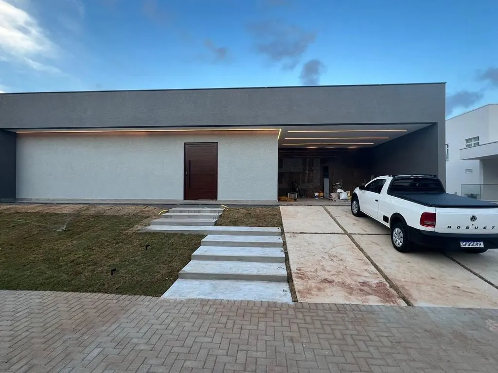 Imagem Casa de alto padrão à venda no Parque Reserva Imperial, Sorocaba, com 4 suítes, 470 m² construídos e terreno de 1.250 m²