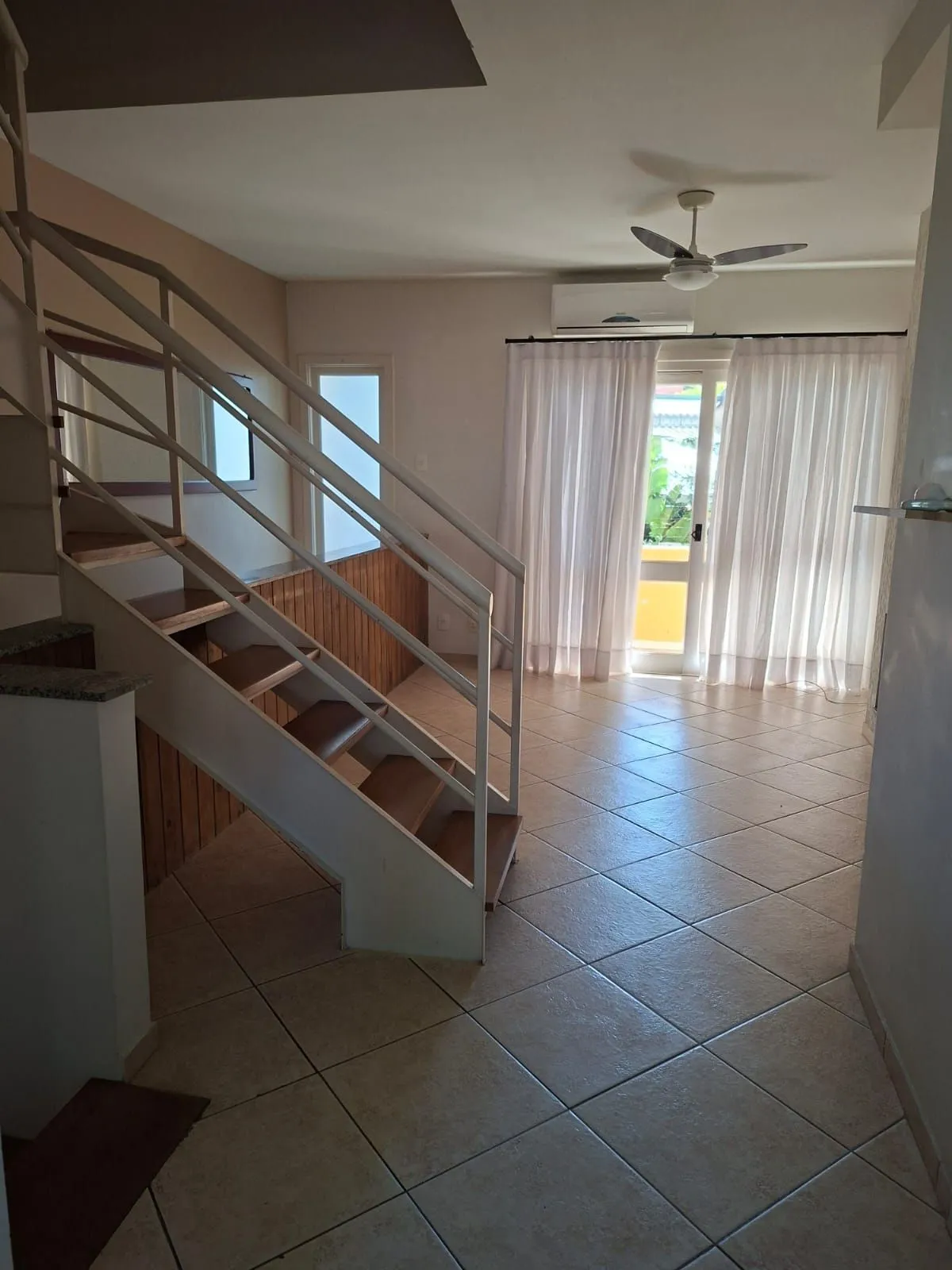 Imagem Casa em condomínio de 3 dorm. na Tristeza