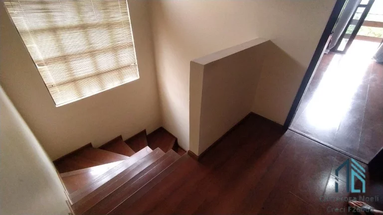 Imagem (Permuta ou financiamento) Casa a venda com amplo terreno, 04 quartos c/suíte, 05 vagas, salão de festas, no Tarumã em Curitiba PR