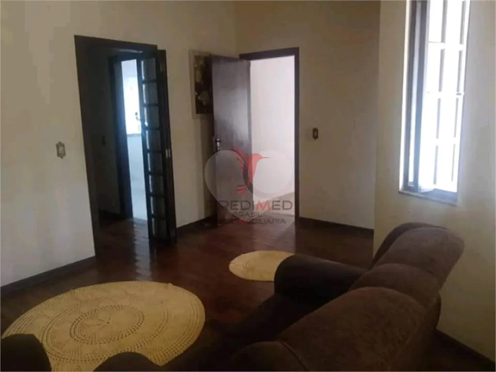 Imagem Casa de 3 quartos, 230m² no bairro Vila Antonieta I, em Lençóis Paulista