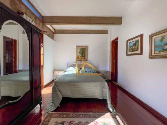 Imagem Casa com 4 suítes, vista livre para as montanhas e lazer completo - A 12 minutos do centro de Teresópolis