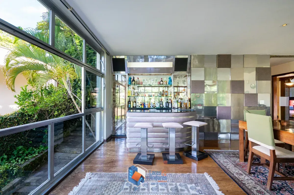 Imagem Casa para venda em Jardim Guedala com 4 quartos, sendo 2 suítes, 483m²