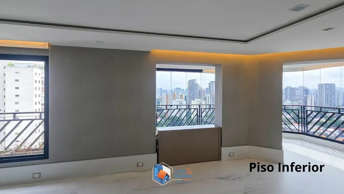 Imagem Cobertura para venda e locação em Campo Belo com 4 quartos, sendo 2 suítes, 440m²