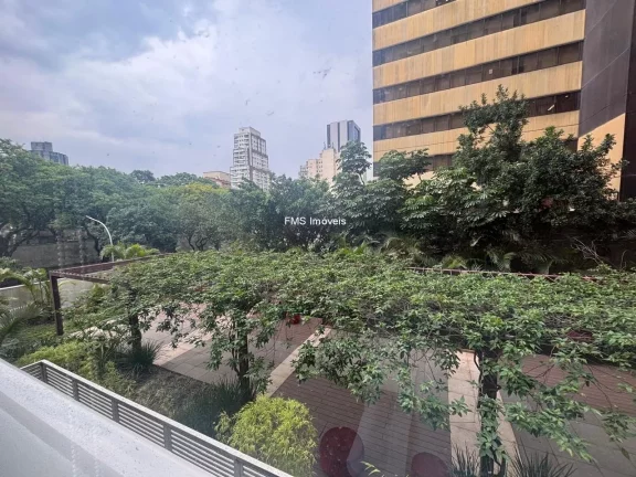 Imagem Apartamento à venda na Consolação - São Paulo: 2 quartos, 1 sala, 2 banheiros, 1 vaga de garagem - 64m² de área.