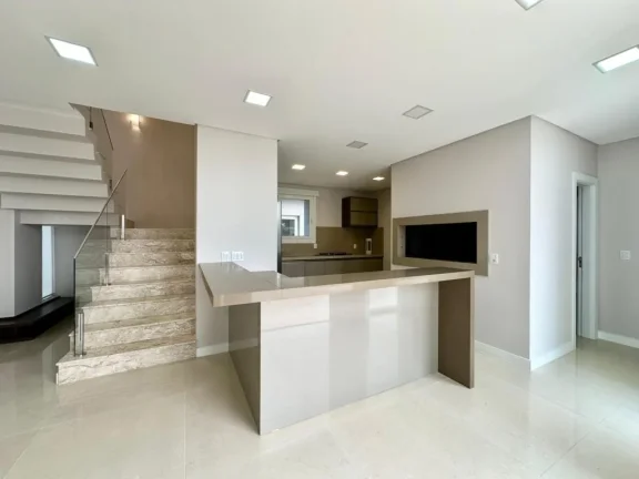 Imagem Casa em Condominio 4 Dormitórios - Bairro Zona Nova