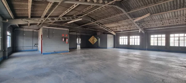 Foto do imóvel GALPÃO MEZANINO ÓTIMA LOCALIZAÇÃO NA MUTINGA DE 480M², ACESSO A RODOVIA ANHANGUERA E FÁCIL ACESSO AS MARGINAIS - JARDIM SANTO ELIAS em AVENIDA MUTINGA