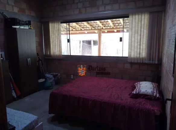 Imagem Chácara com 3 dormitórios à venda, 3000 m² por R$ 1.500.000,00 - Ribeirão Grande - Pindamonhangaba/SP
