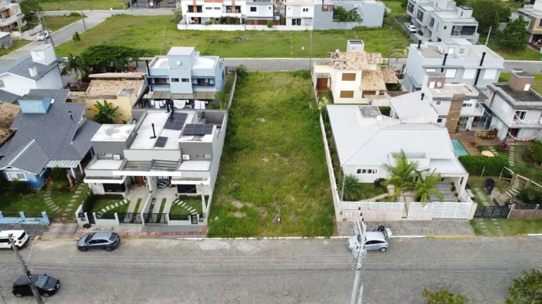 Imagem Terreno à Venda no Bairro Ambrósio em Garopaba-SC! Oportunidade!!