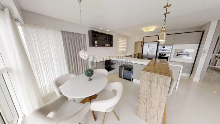 Imagem Apartamento frente mar mobiliado e decorado em Balneário Camboriú.