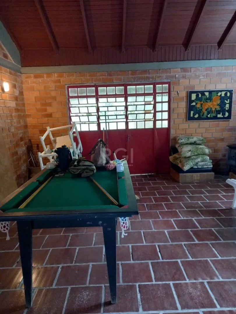 Imagem Sito à venda no Lami, com casa com quartos, 1 banheiro e piscina