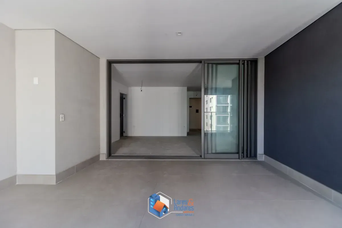 Imagem Apartamento para venda em Campo Belo com 3 quartos, sendo 3 suítes, 125m²
