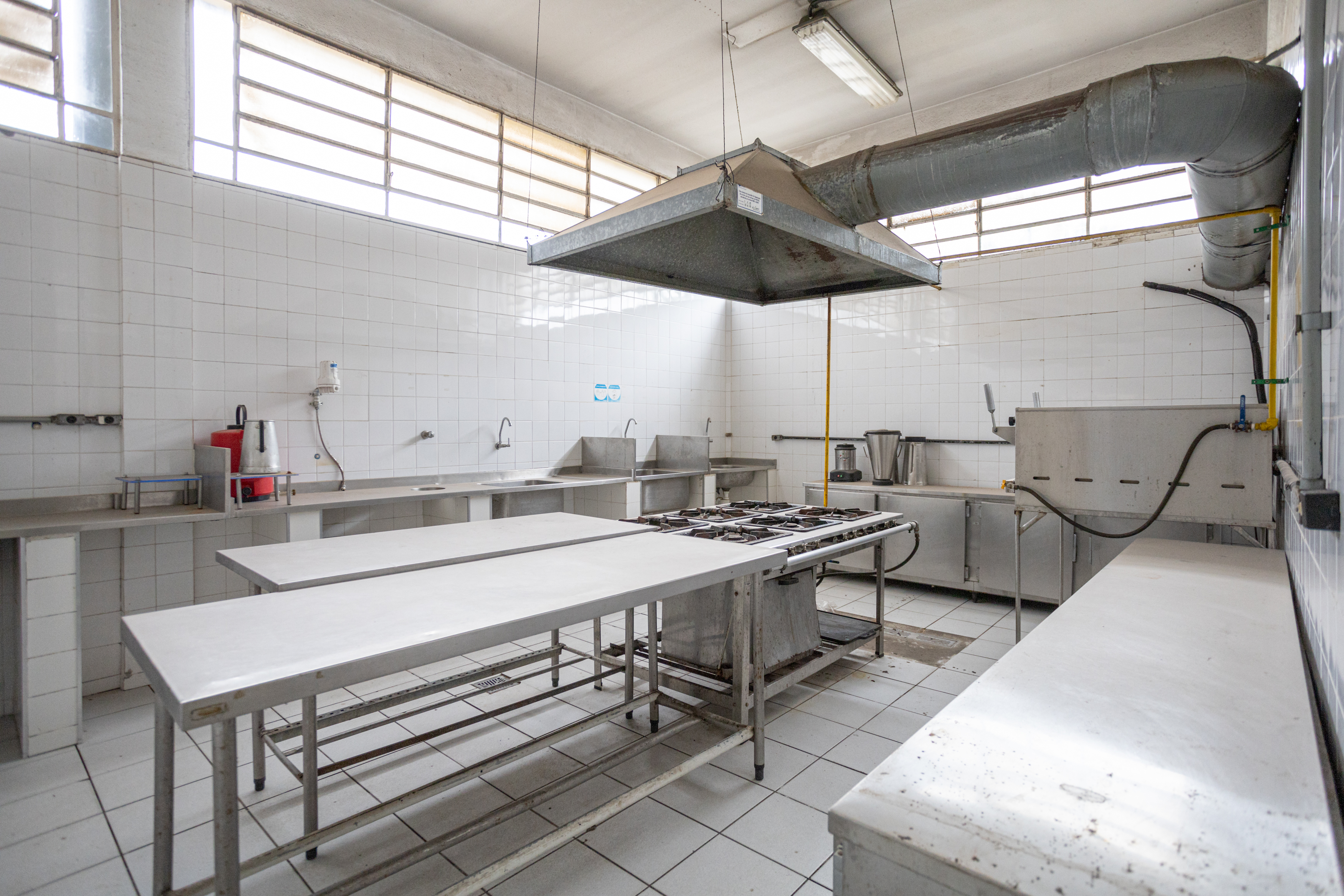 Imagem Galpão para Alugar, 4 m² em Ayrosa - Osasco