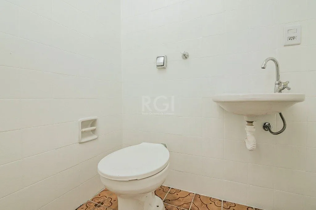 Imagem Predio para Venda - 241.18m², 0 dormitórios, Petrópolis