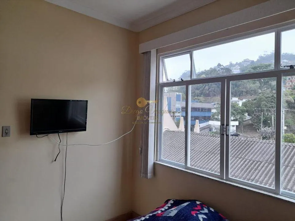 Imagem Apartamento para Venda em Teresópolis / RJ no bairro Agriões