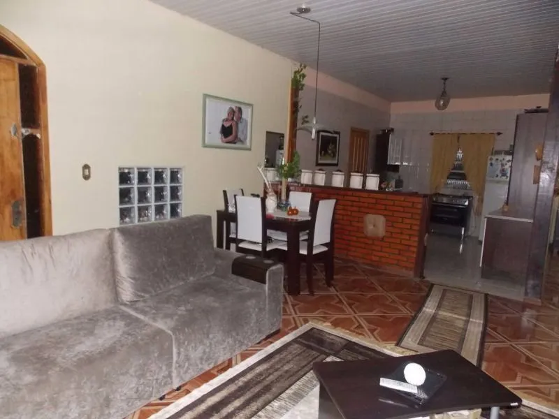 Imagem Casa para Venda - 150m², 2 dormitórios, 5 vagas - Ponta Grossa