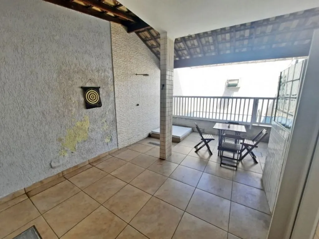 Imagem CASA COM 175,00 m² - GUILHERMINA - PRAIA GRANDE SP