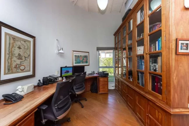Imagem Casa de Vila 3 suítes 515m² Jardim Hípico São Paulo Rua Júlio Verne