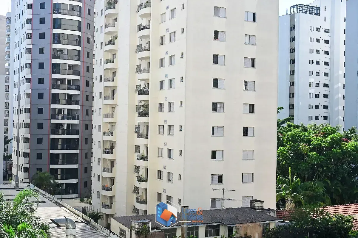 Imagem Apartamento para venda em Moema com 2 quartos, sendo 1 suíte, 72m²
