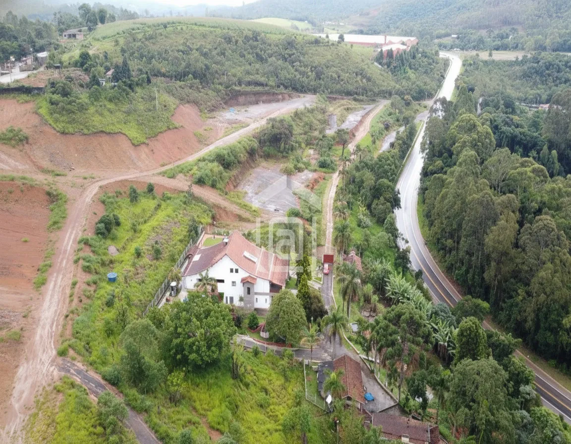 Imagem Chácara 670 m² à venda em Morada dos Pássaros, Poços de Caldas