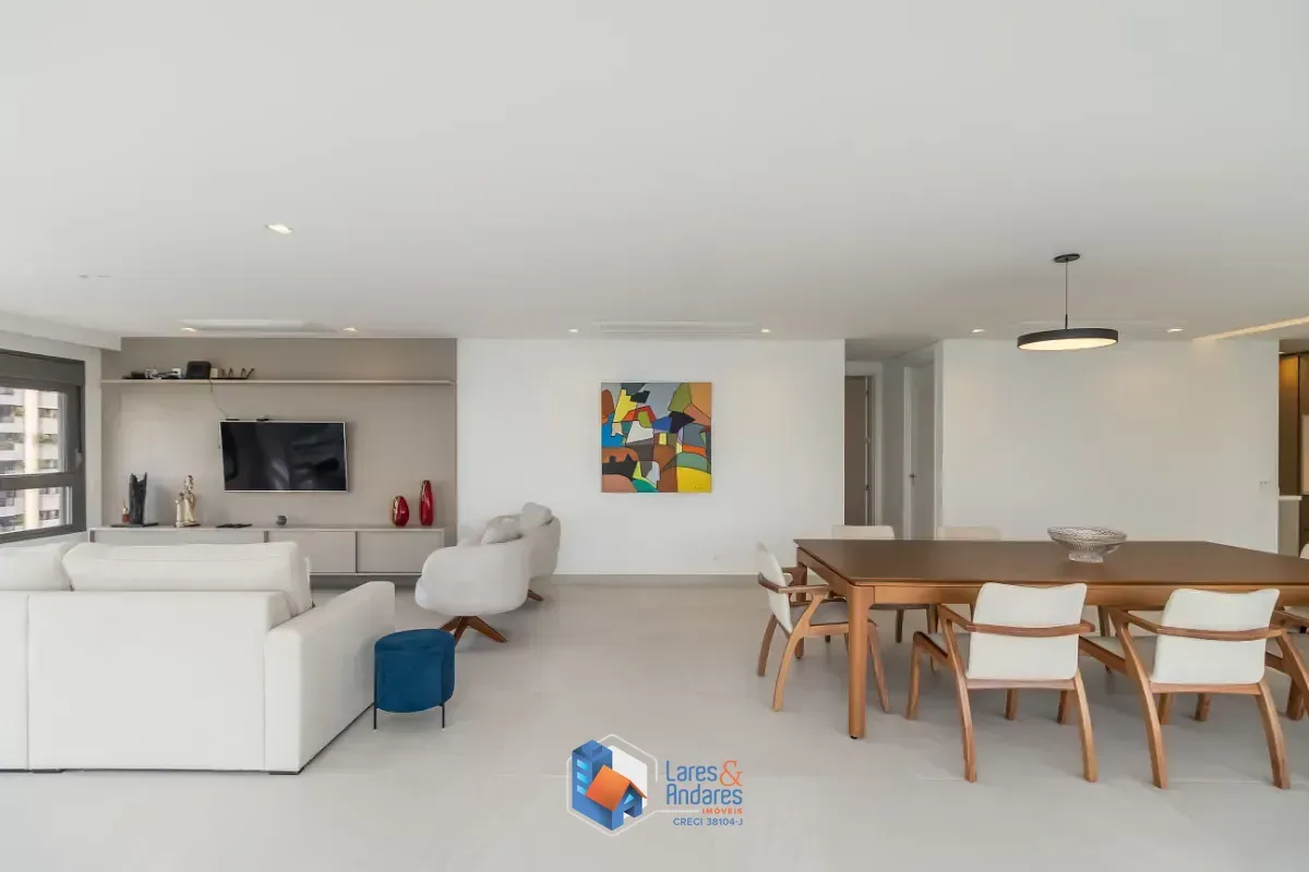 Imagem Apartamento para venda em Campo Belo com 3 quartos, sendo 3 suítes, 211m²