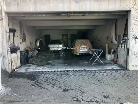 Imagem Imóvel comercial com 600m2 na Av. Nossa Senhora do Sabará - Zona Sul.