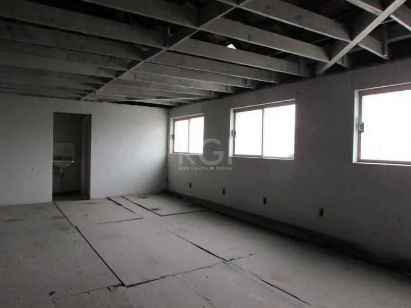 Imagem Depósito/Pavilhão para Venda - 330m², 0 dormitórios, 2 vagas - Floresta