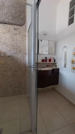 Imagem Casa à venda no bairro Belveder Clube dos 500 - Guaratinguetá/SP