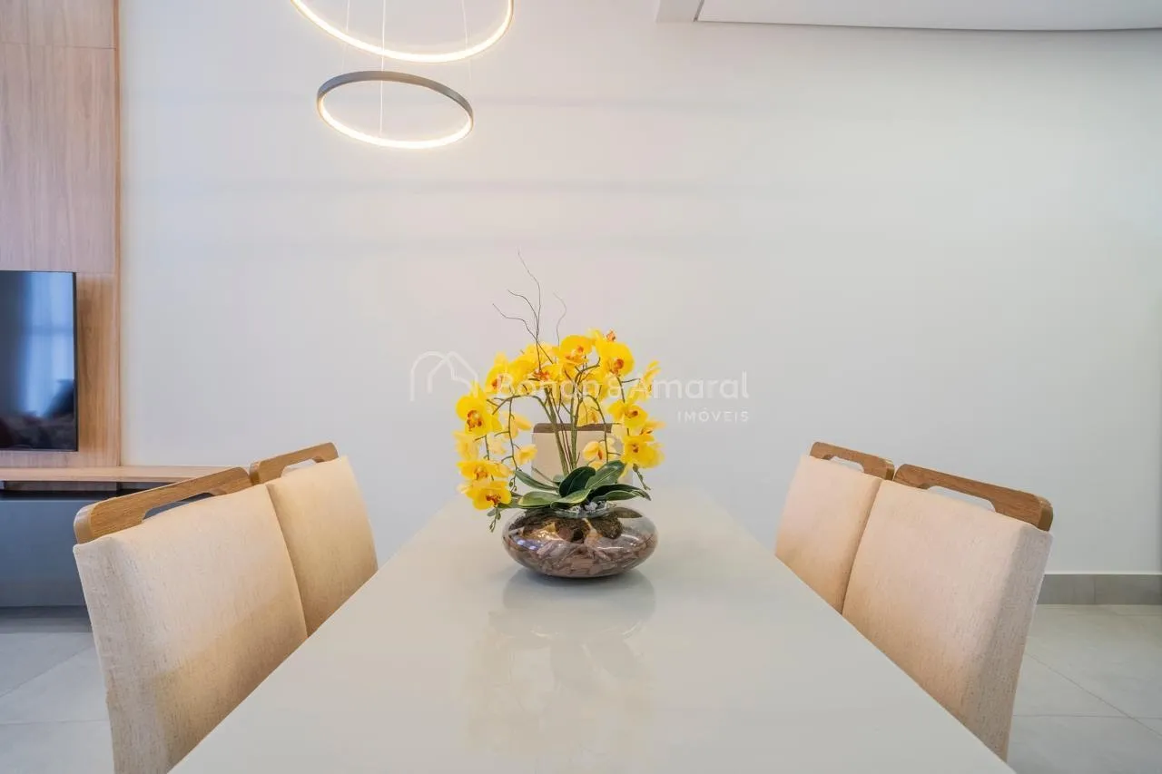 Imagem Casa à venda em condomínio, em Paulínia, 3 suites, closet, lavabo, escritório, 4 vagas, aquecimento solar, piscina com cascata,fino acabamento.