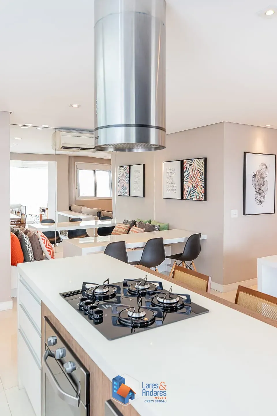 Imagem Apartamento para venda em Santo Amaro com 2 quartos, sendo 1 suíte, 85m²