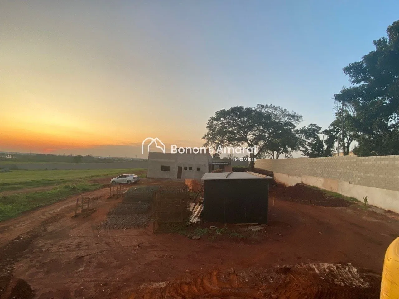 Imagem Terreno à venda no Condomínio PortoVille no bairro Betel, Paulínia/SP Lote com 300m² com total infraestrutura