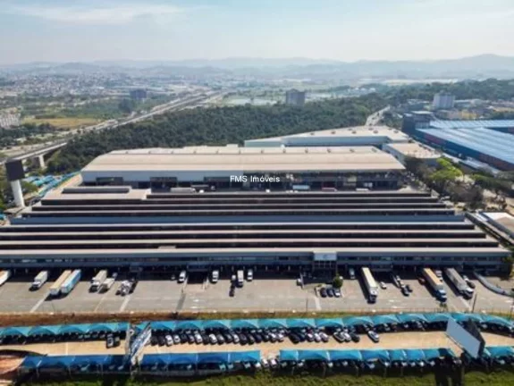 Imagem Galpão Comercial para Locação em Guarulhos-SP, Cidade Jardim Cumbica: 1.517,59 m² de Área Disponível!