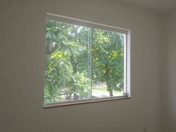 Imagem Casa de Condomínio com 2 Quartos para Alugar, 79 m² em Maria Paula - São Gonçalo