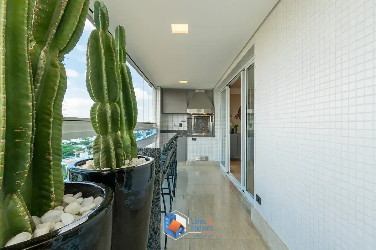 Imagem Apartamento para venda em Indianópolis com 3 quartos, sendo 3 suítes, 195m²