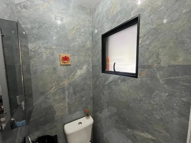 Imagem Casa de alto padrão em condomínio no bairro Suru em Santana de Parnaíba-SP: 3 quartos, 3 suítes, 2 salas, 5 banheiros, 2 vagas, 200m².