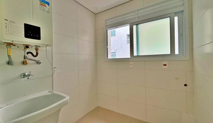 Imagem Apartamento com 3 dormitórios à venda, 110 m por R$ 3.550.000,00 - Riviera