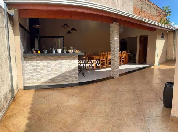 Imagem Casa à venda, Júlio Delia, com 3 quartos, 180m2