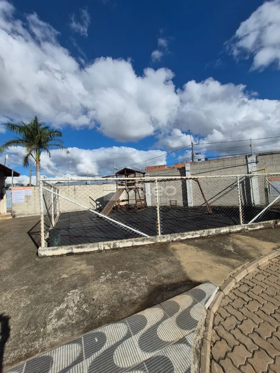 Imagem Se você procura segurança, conforto e excelente custo-benefício, este lindo sobrado no Residencia...